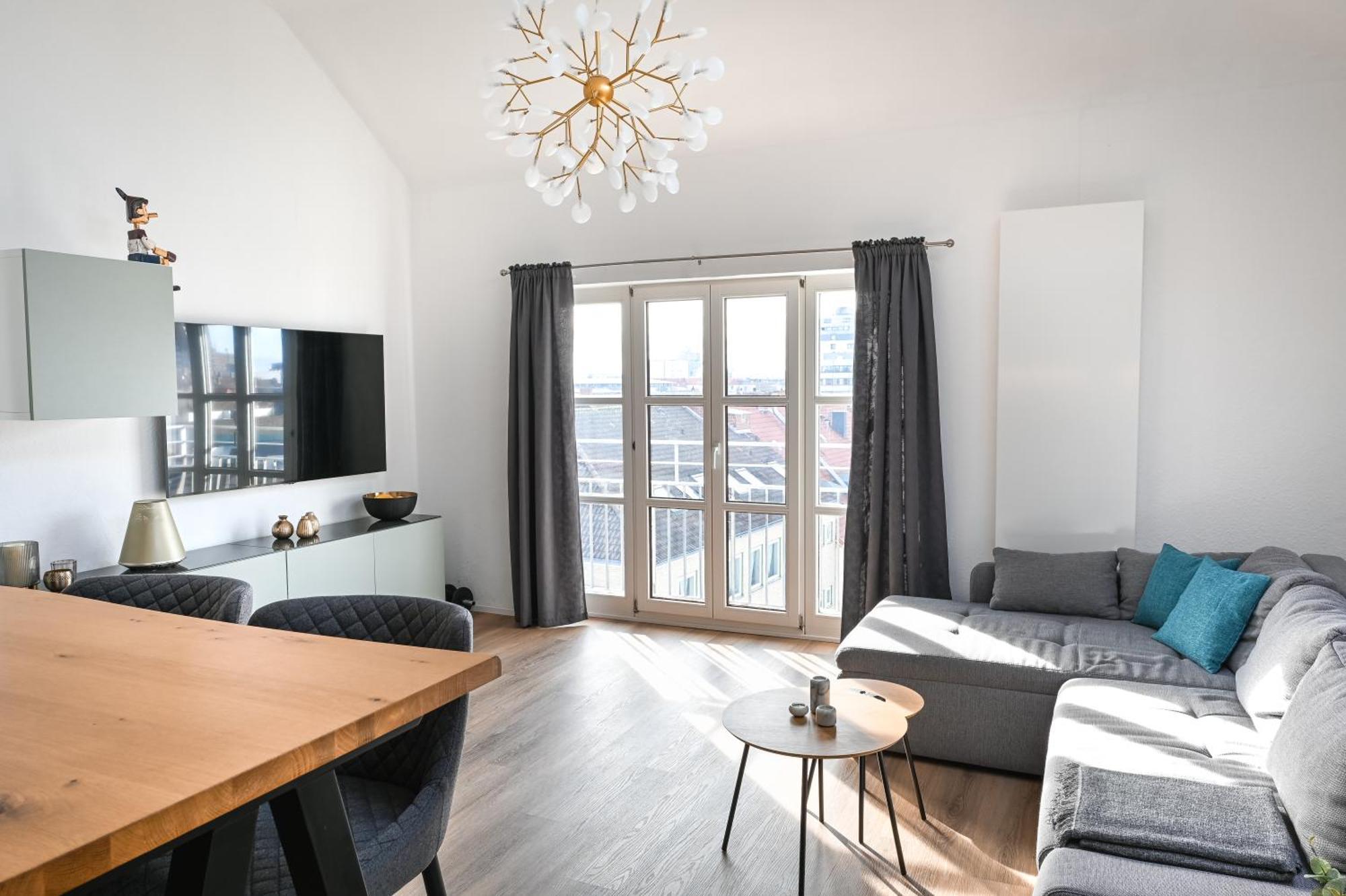 Eich-Penthouse, Zentral Am Stadtwald Mit Ausblick Ueber Die Stadt, 24H Self Check-In, Netflix, Disneyplus Hannover Ngoại thất bức ảnh