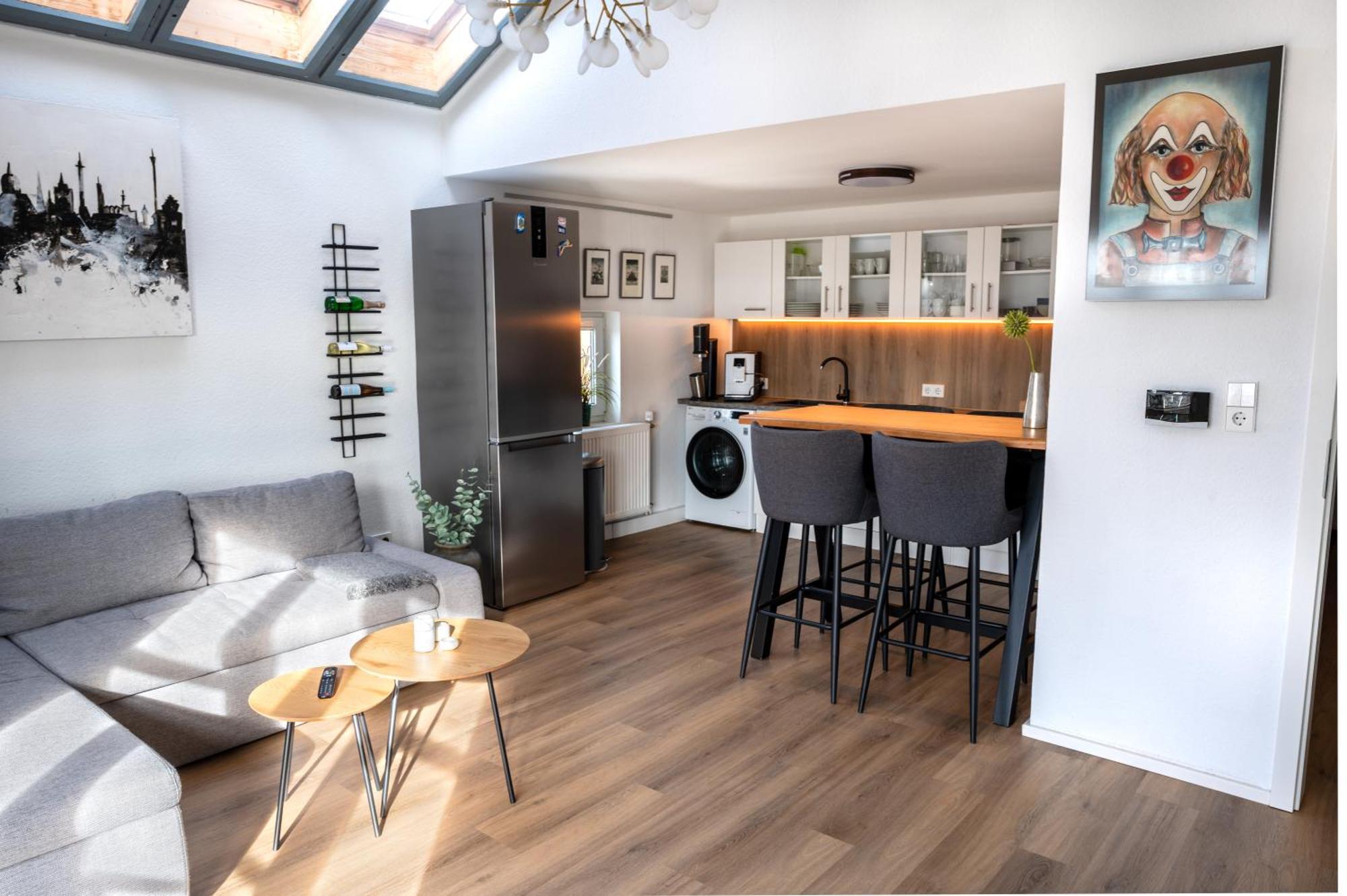 Eich-Penthouse, Zentral Am Stadtwald Mit Ausblick Ueber Die Stadt, 24H Self Check-In, Netflix, Disneyplus Hannover Ngoại thất bức ảnh